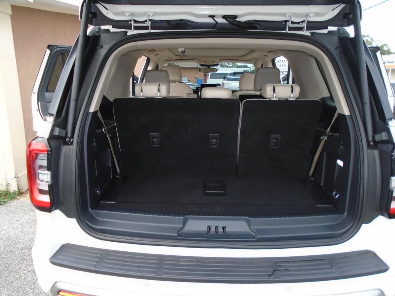 Ford Expedition Platinum 4x2 2024