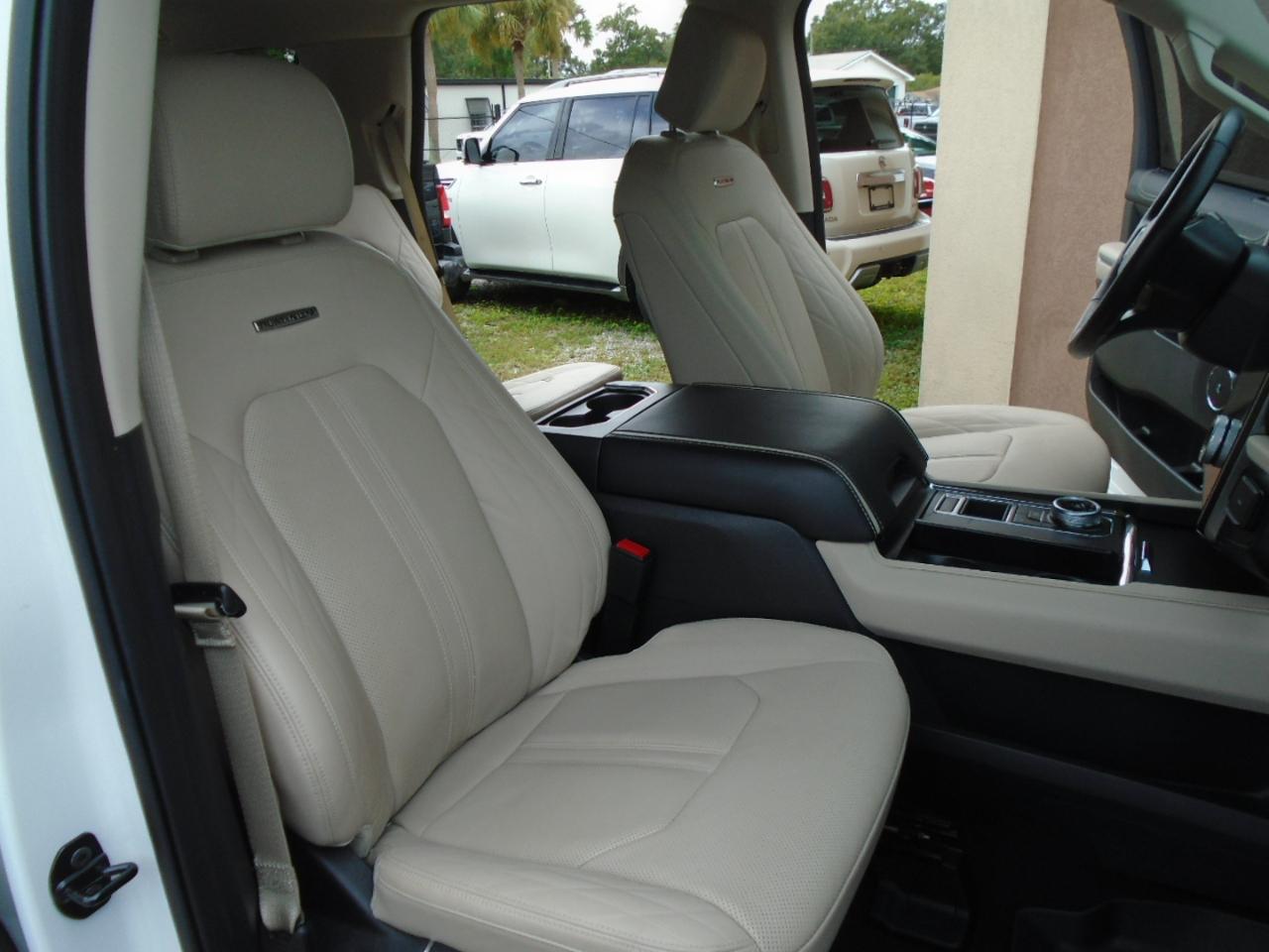 Ford Expedition Platinum 4x2 2024