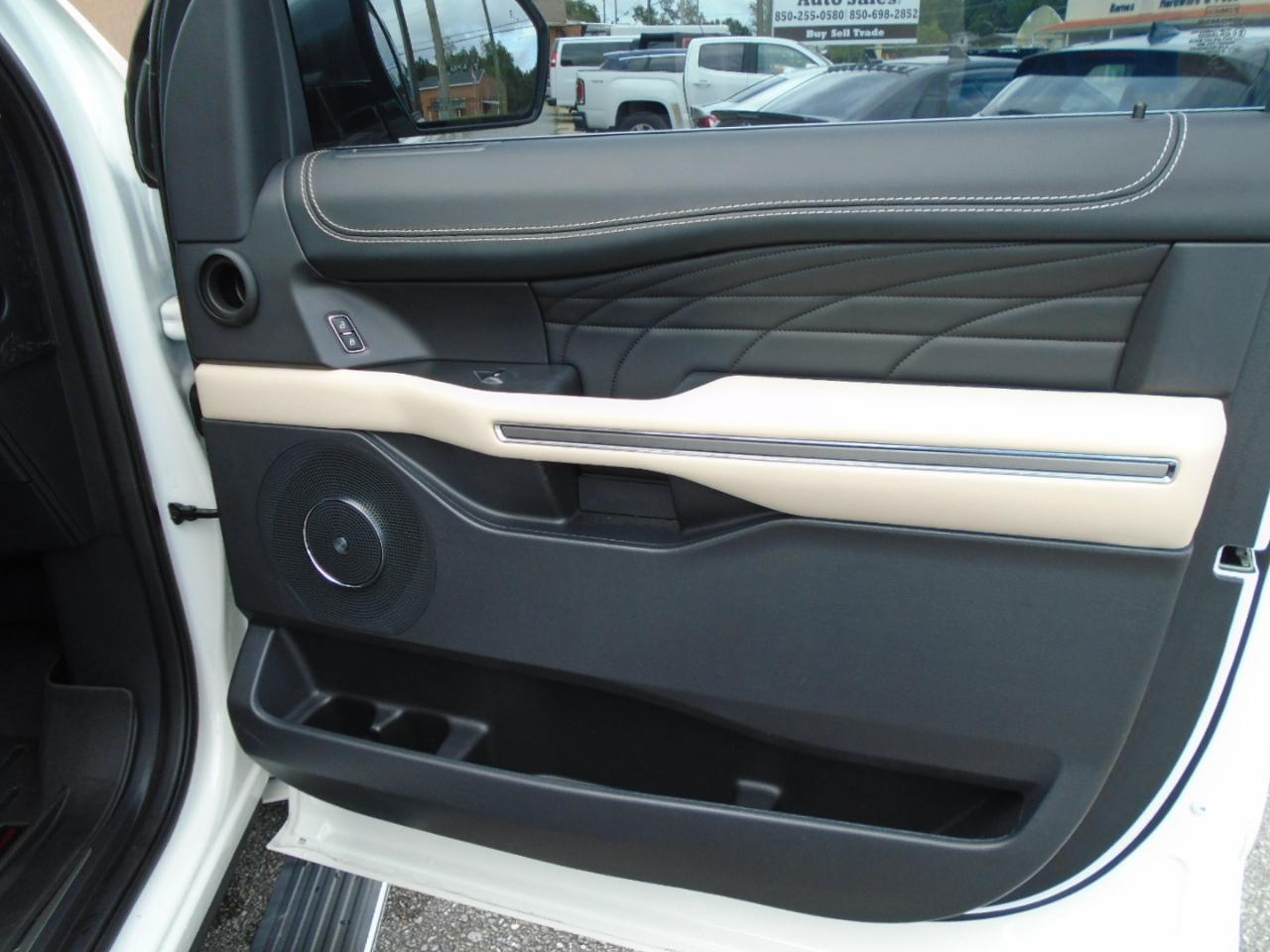 Ford Expedition Platinum 4x2 2024