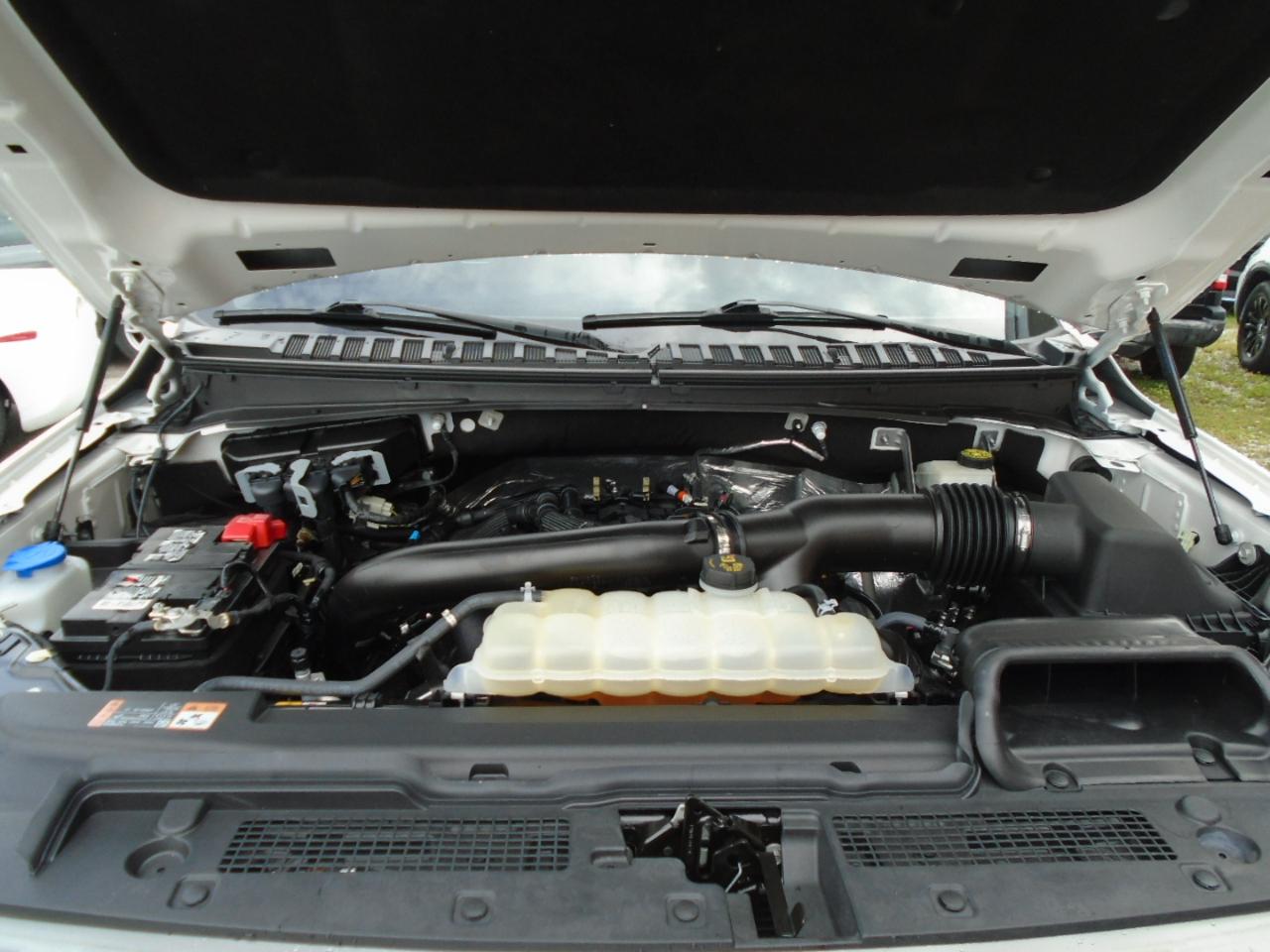 Ford Expedition Platinum 4x2 2024