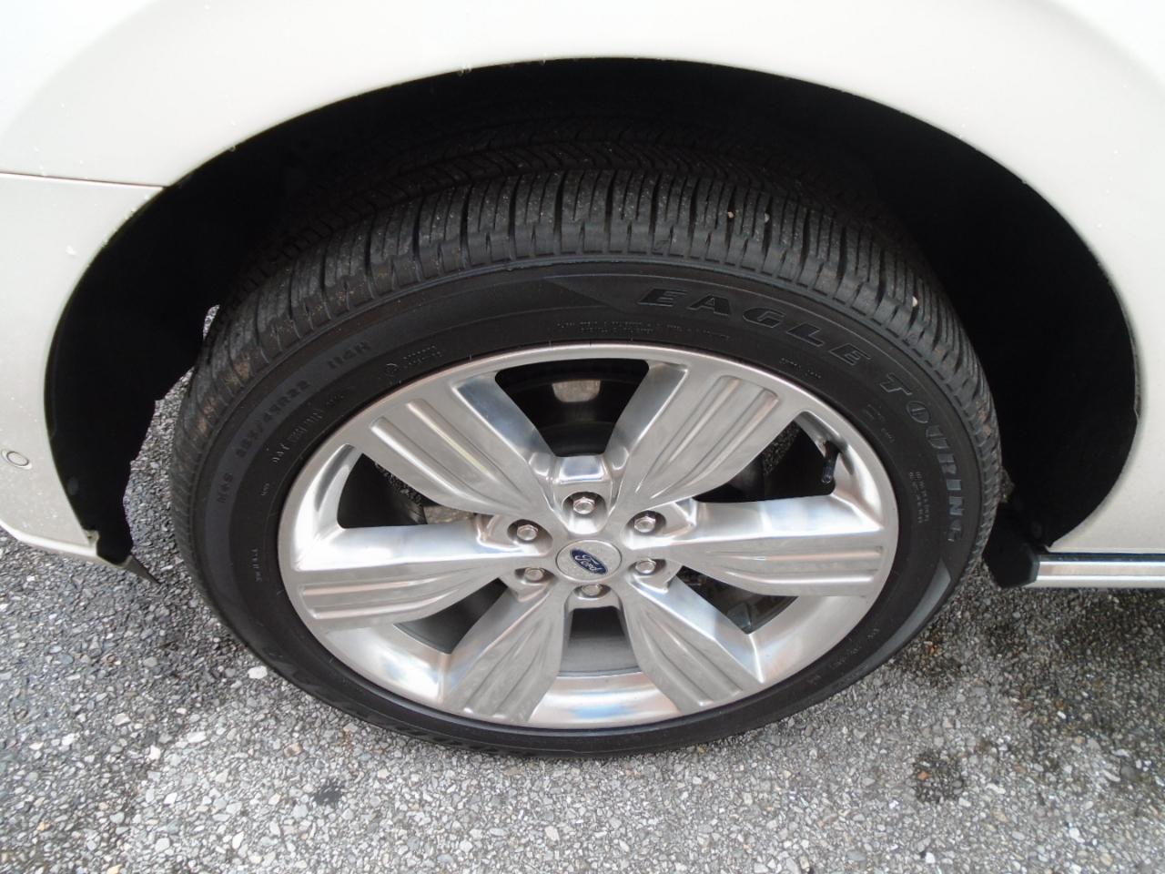 Ford Expedition Platinum 4x2 2024