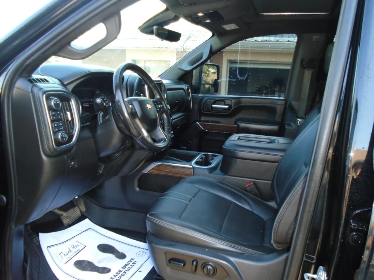 Chevrolet Silverado 2500HD 4WD Crew Cab 159" High Country 2021
