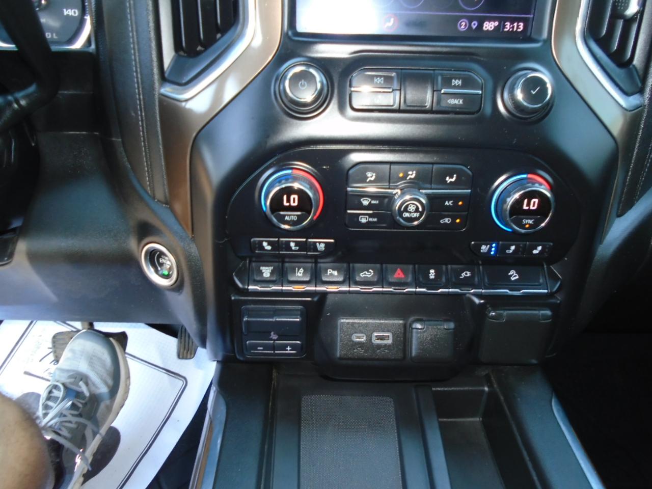 Chevrolet Silverado 2500HD 4WD Crew Cab 159" High Country 2021