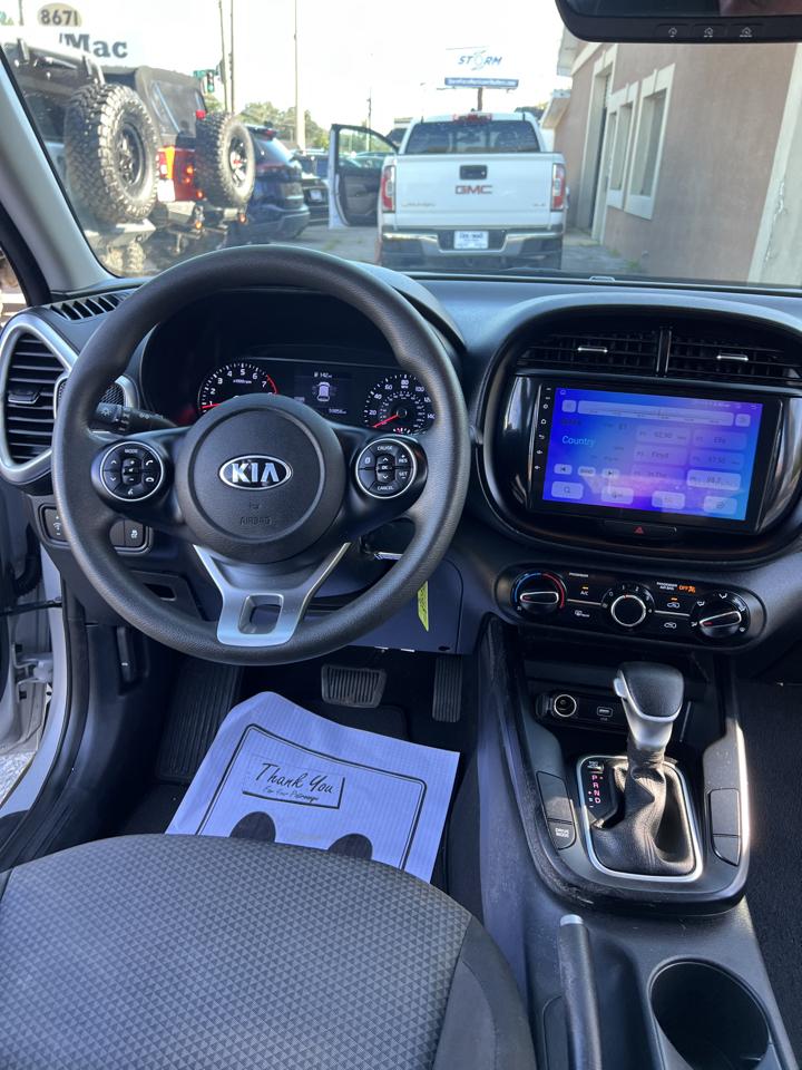 Kia Soul LX IVT 2021