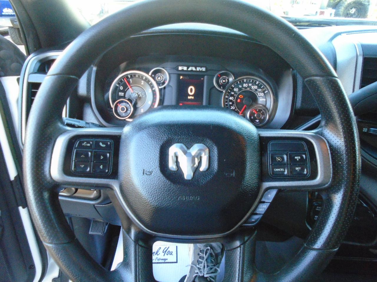 RAM 3500 Tradesman 4x4 Crew Cab 8' Box 2022