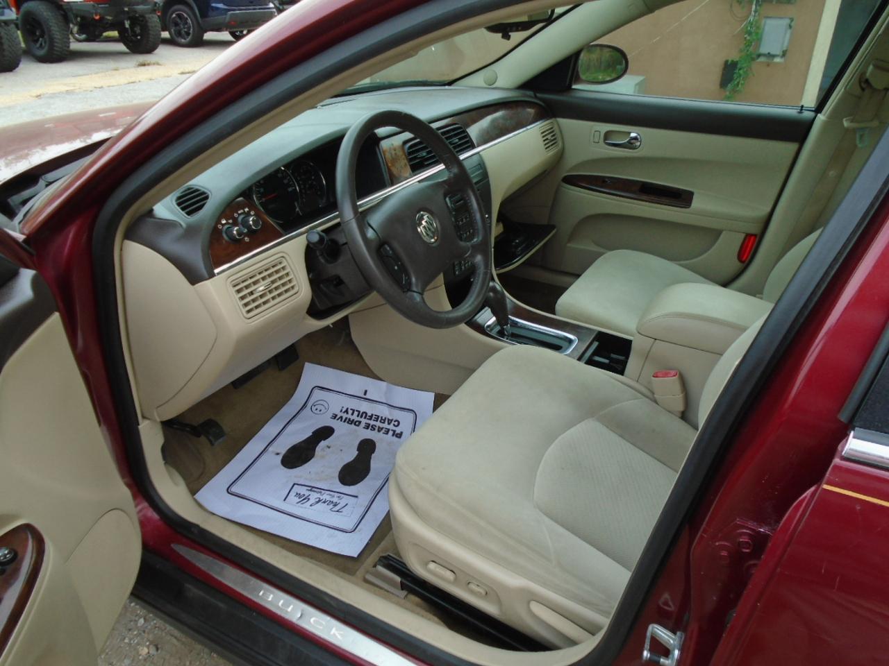 Buick LaCrosse 4dr Sdn CX 2008