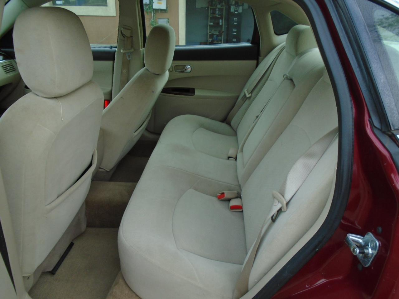 Buick LaCrosse 4dr Sdn CX 2008