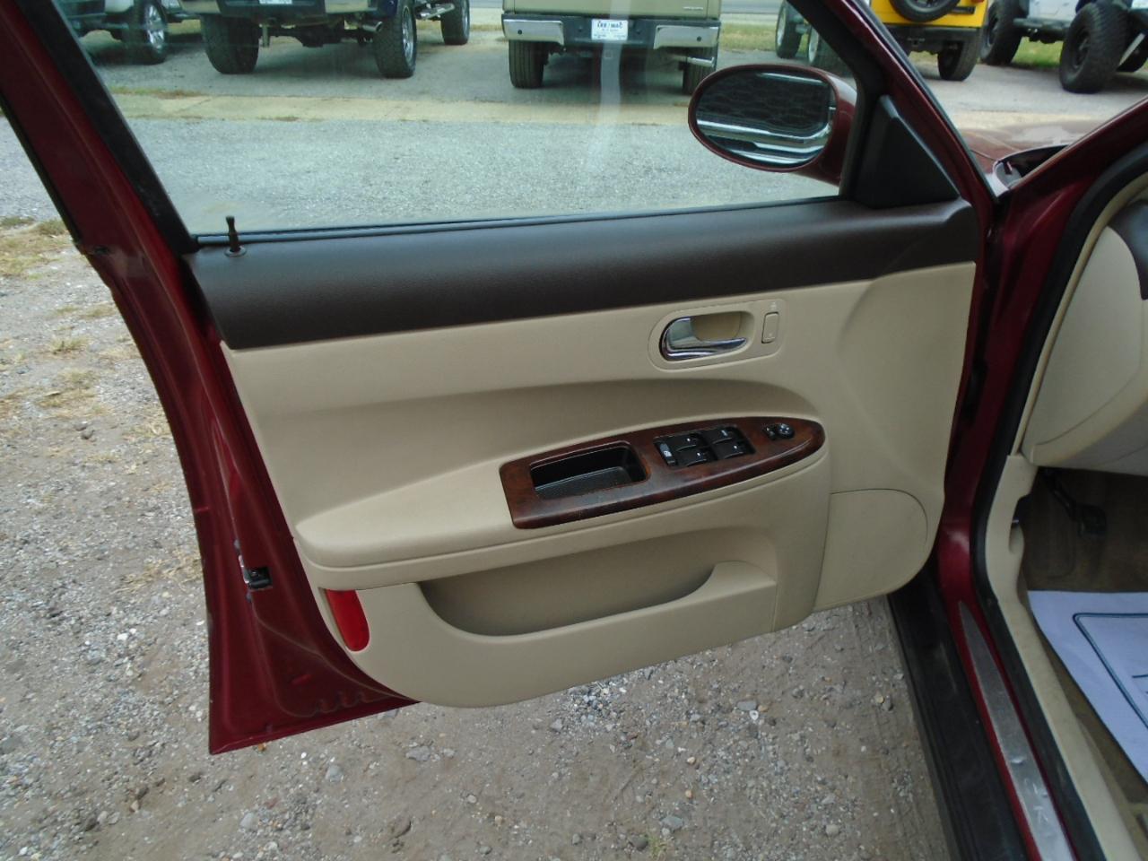 Buick LaCrosse 4dr Sdn CX 2008