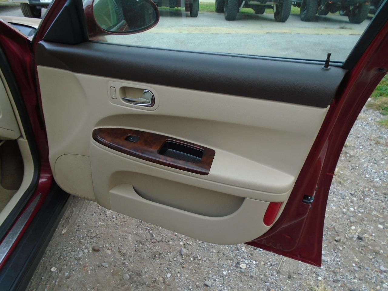 Buick LaCrosse 4dr Sdn CX 2008