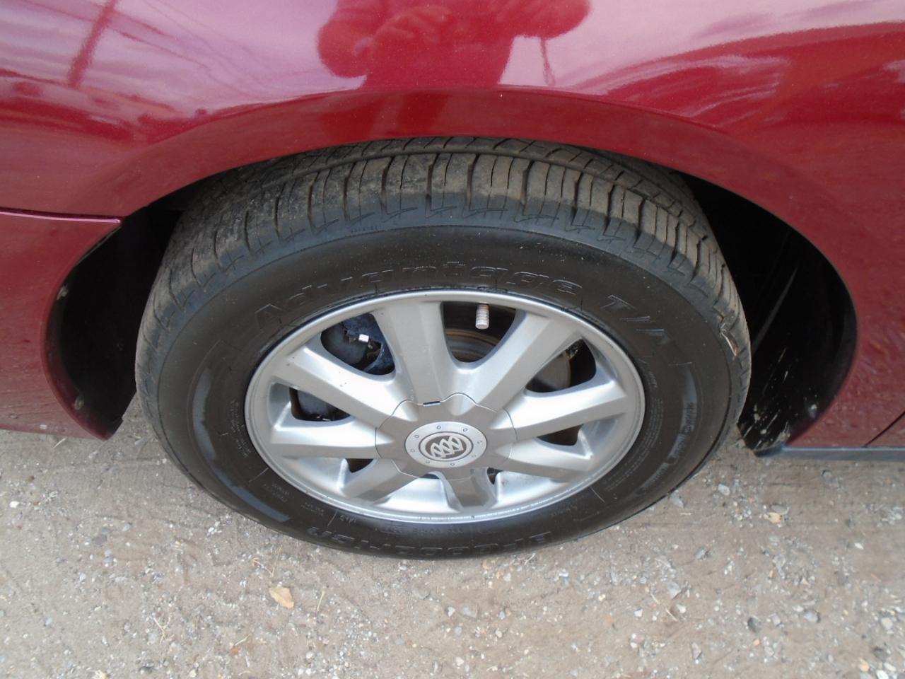Buick LaCrosse 4dr Sdn CX 2008
