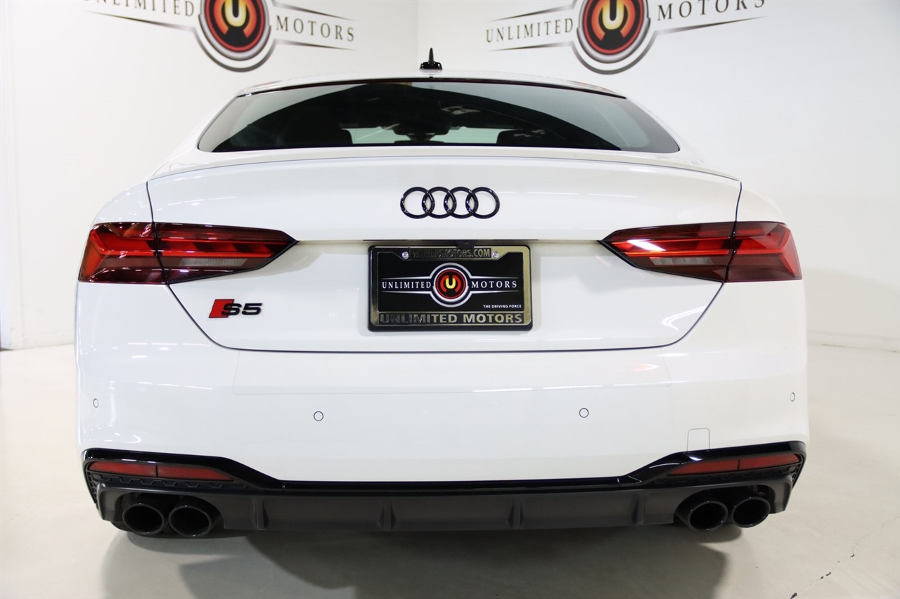 Audi S5  2023