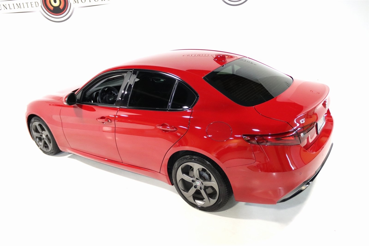 Alfa Romeo Giulia  2017