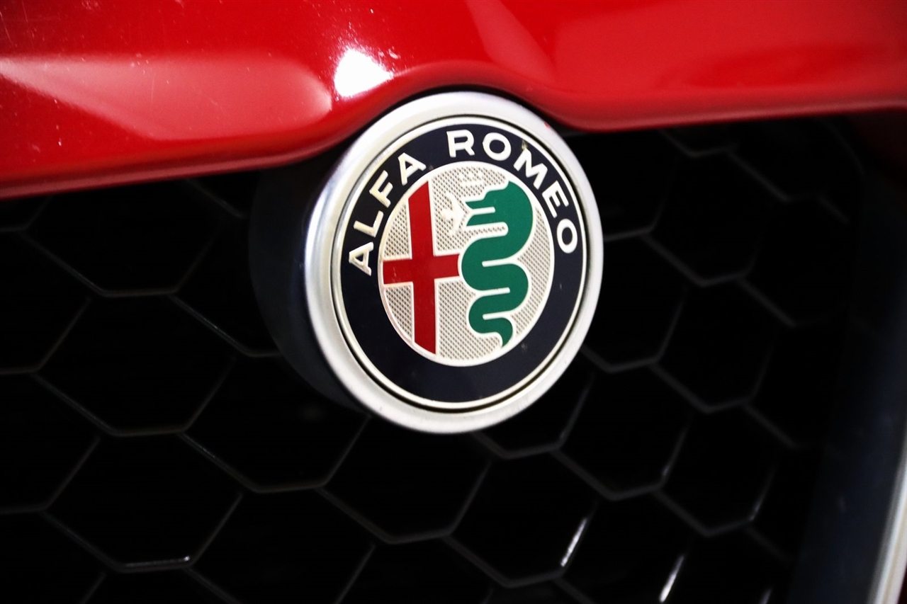 Alfa Romeo Giulia  2017