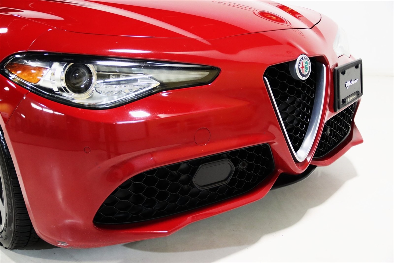 Alfa Romeo Giulia  2017