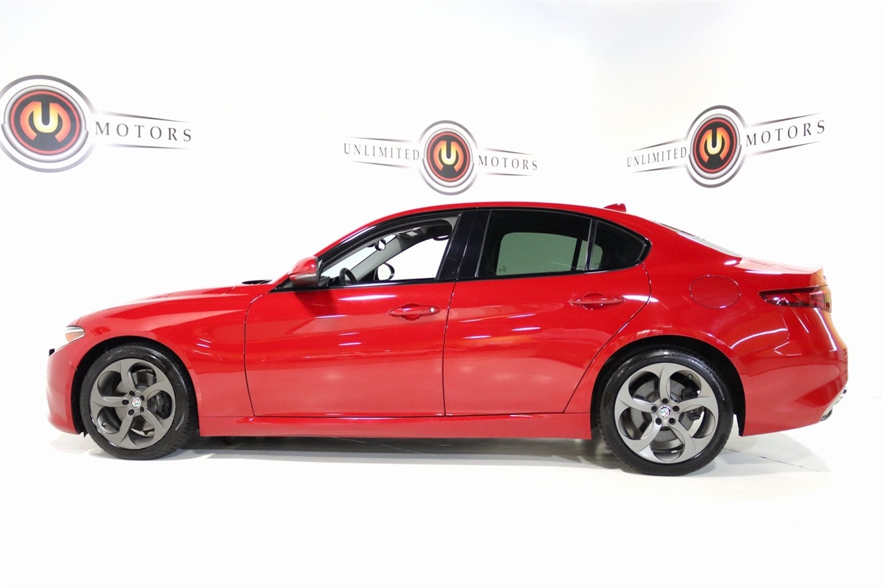 Alfa Romeo Giulia  2017