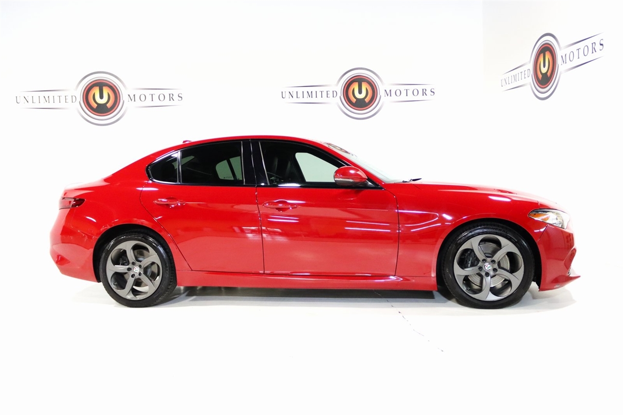 Alfa Romeo Giulia  2017