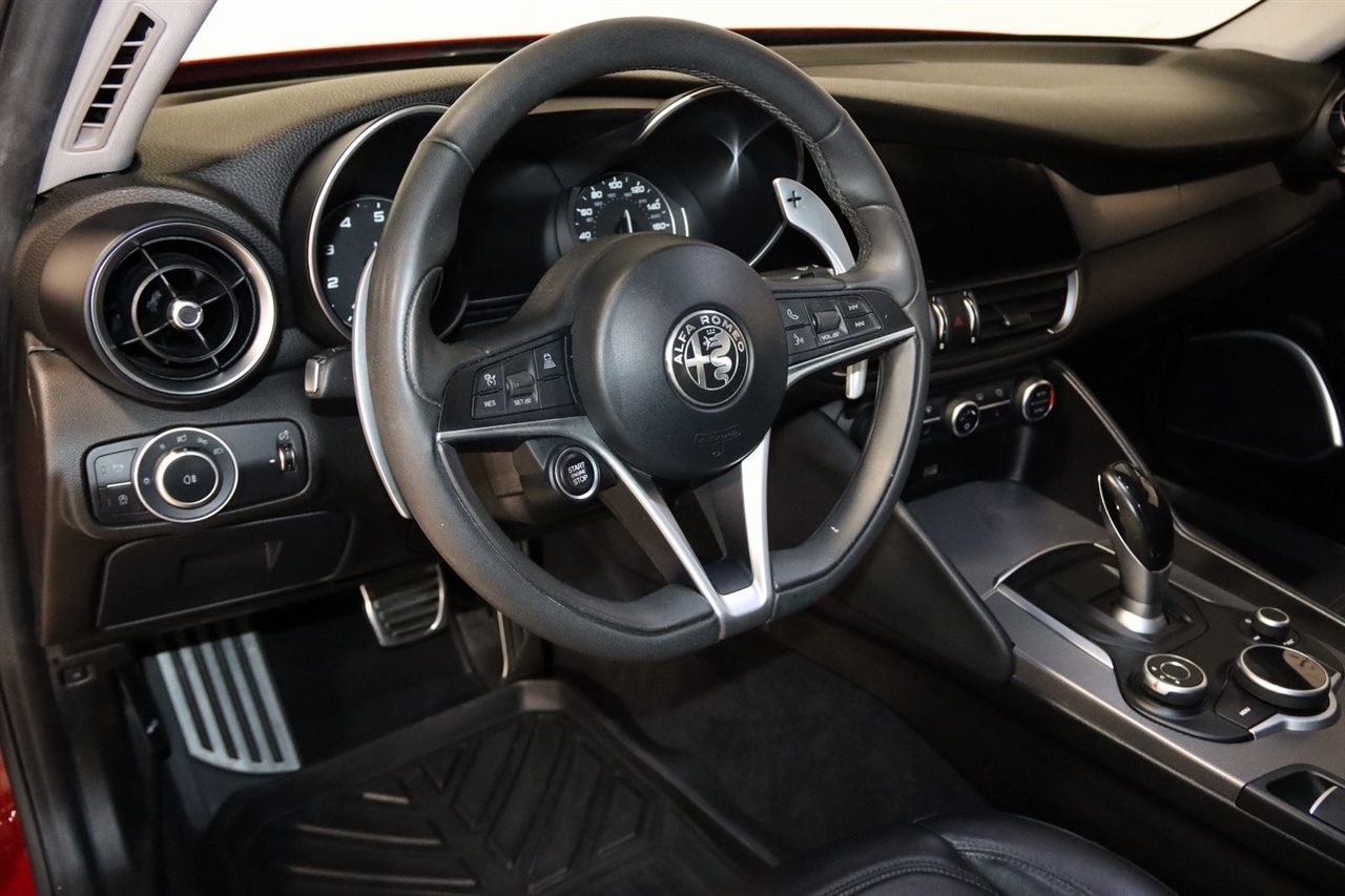 Alfa Romeo Giulia  2017
