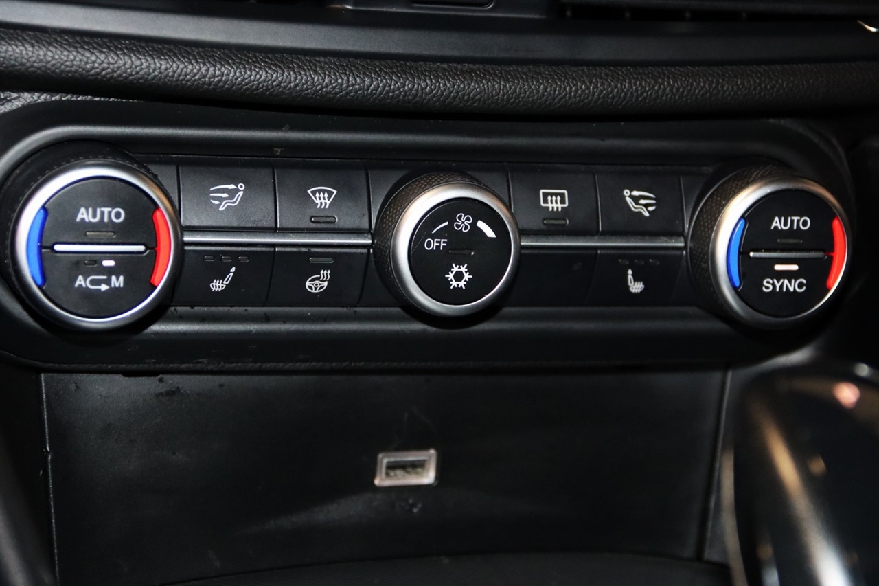 Alfa Romeo Giulia  2017