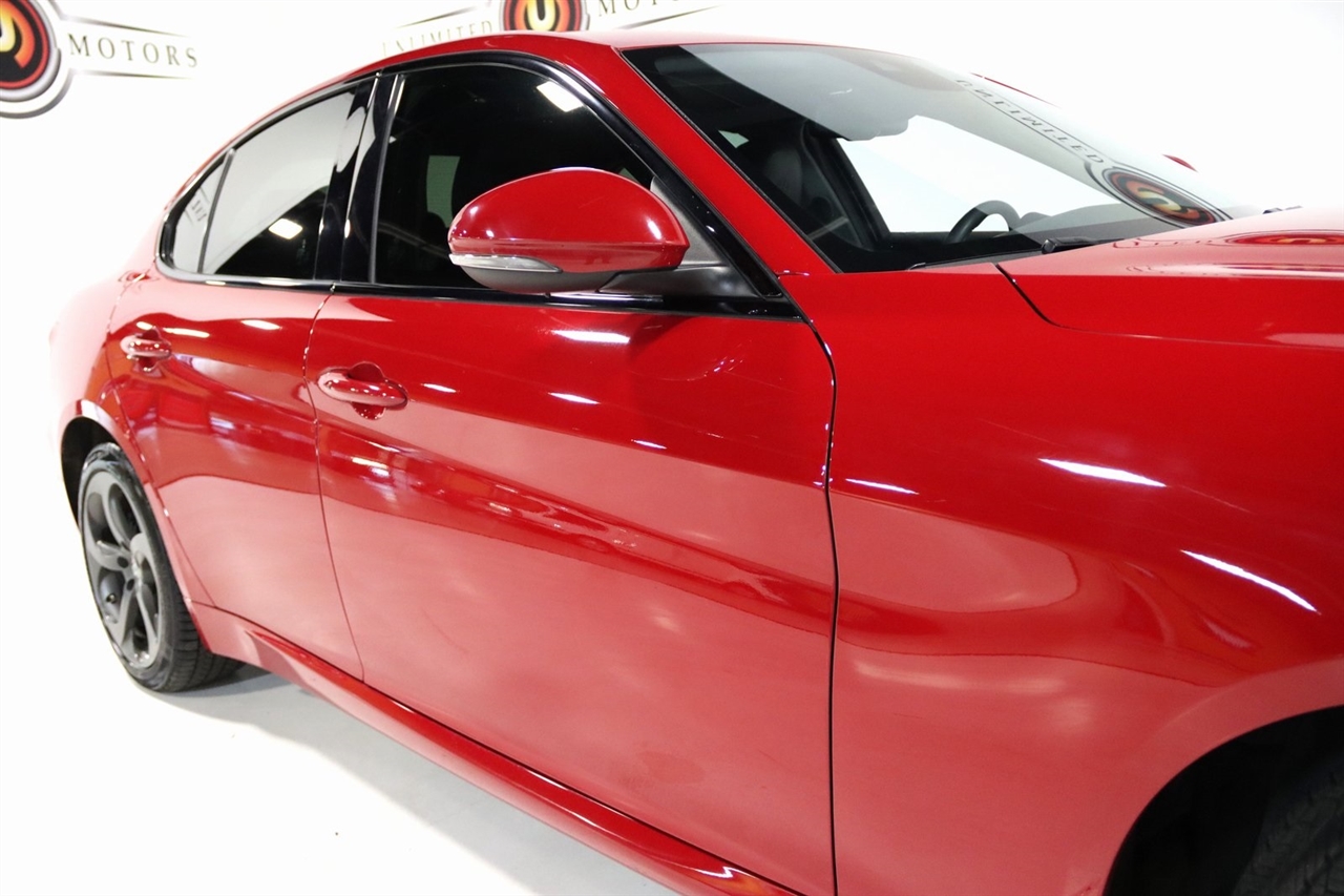 Alfa Romeo Giulia  2017