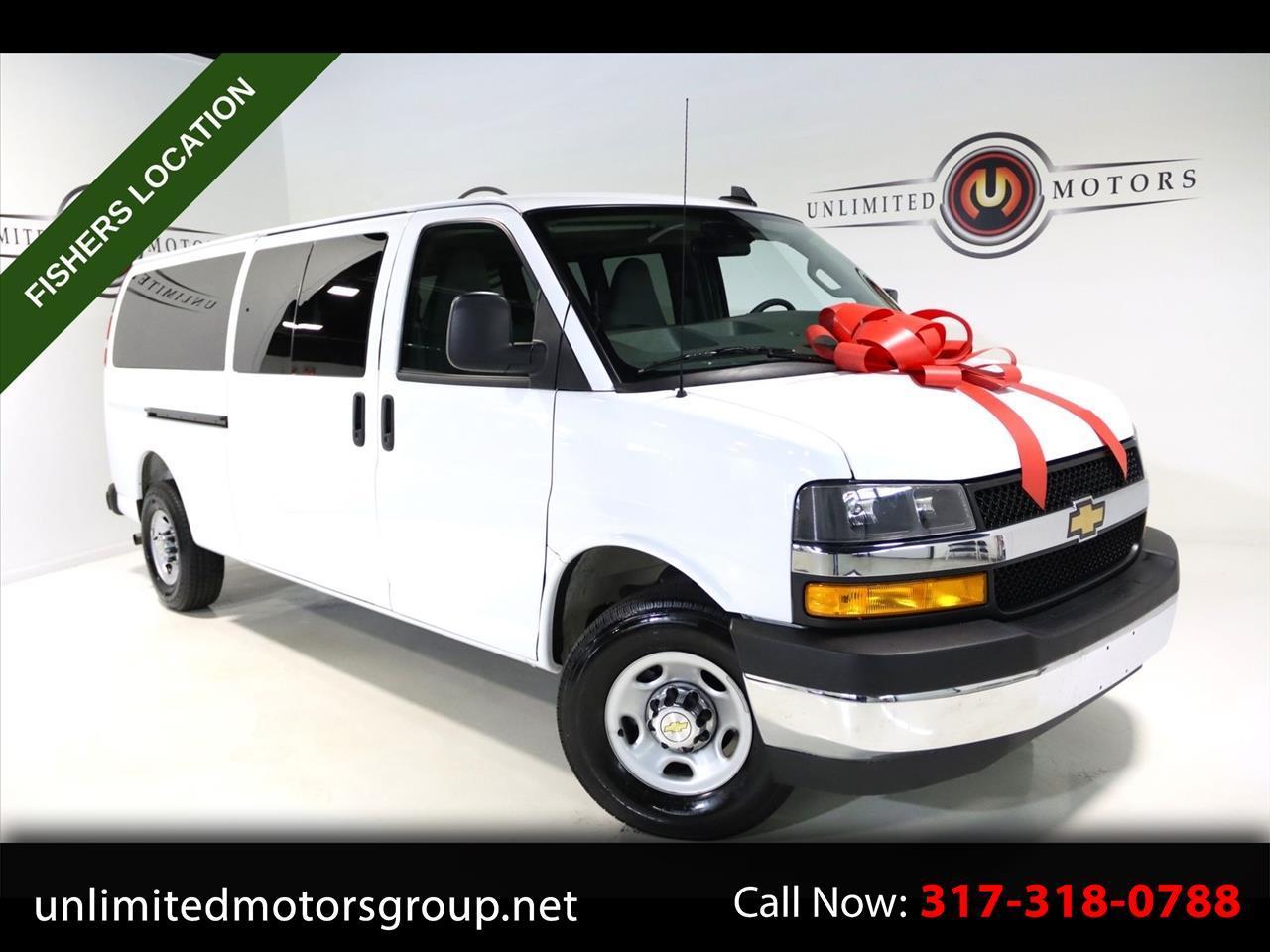 2025 Chevrolet Express RWD 3500 155" LT