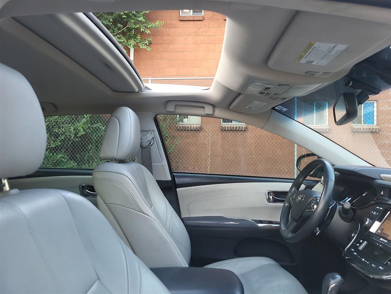 Toyota Avalon XLE 2013