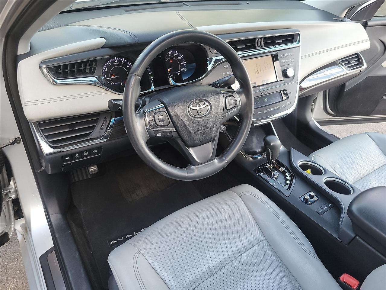 Toyota Avalon XLE 2013