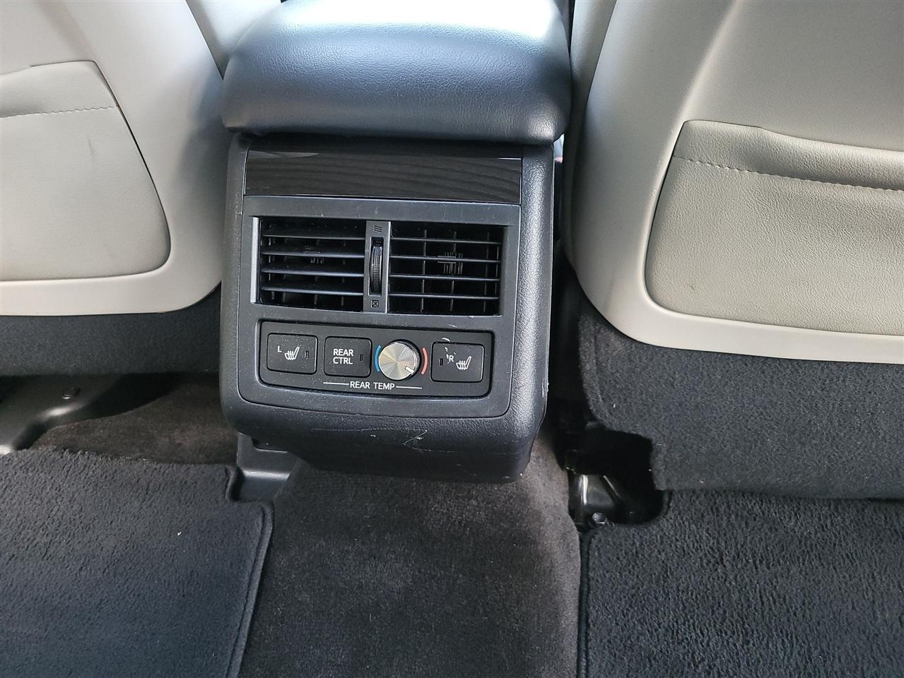 Toyota Avalon XLE 2013