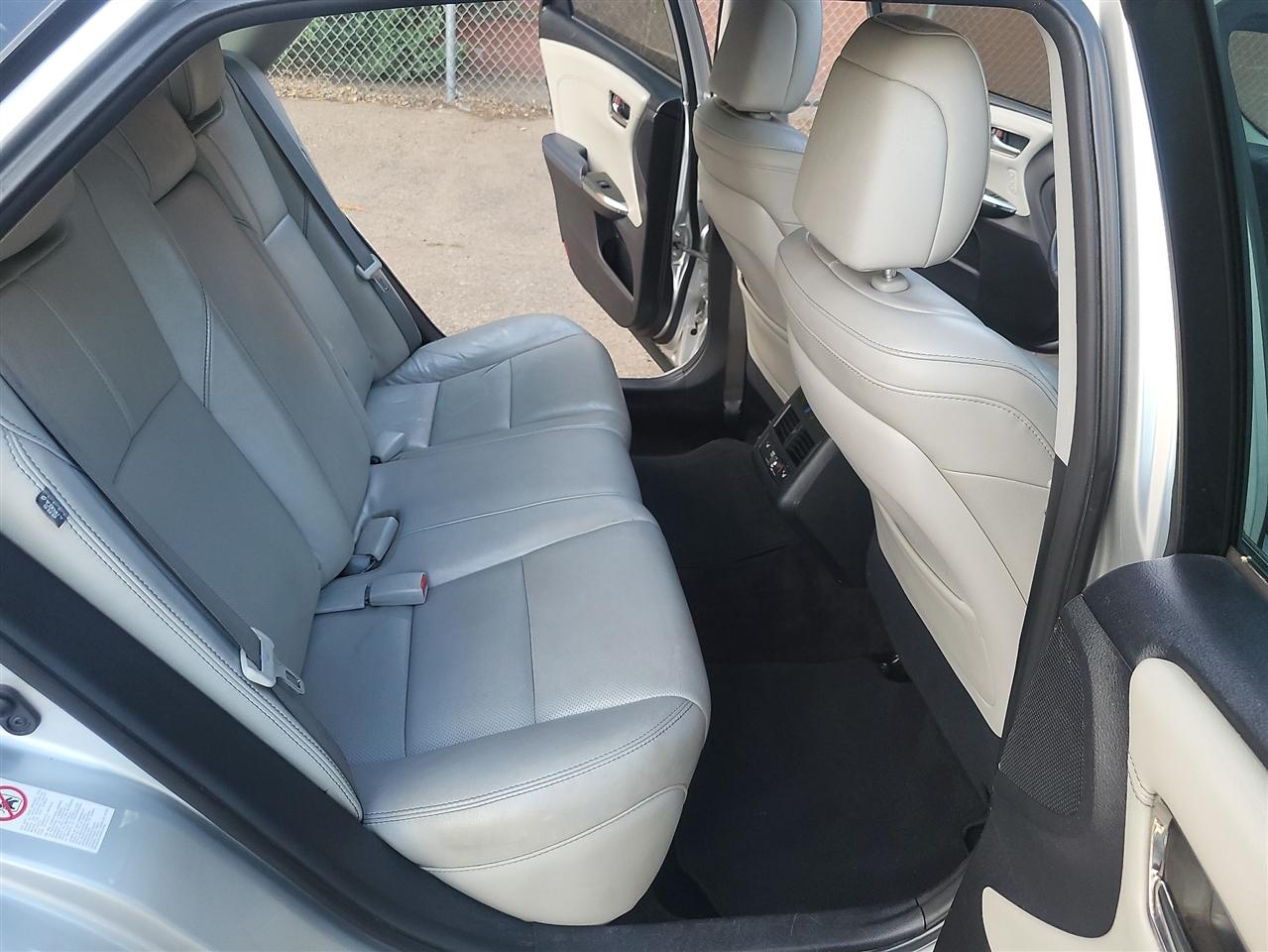 Toyota Avalon XLE 2013