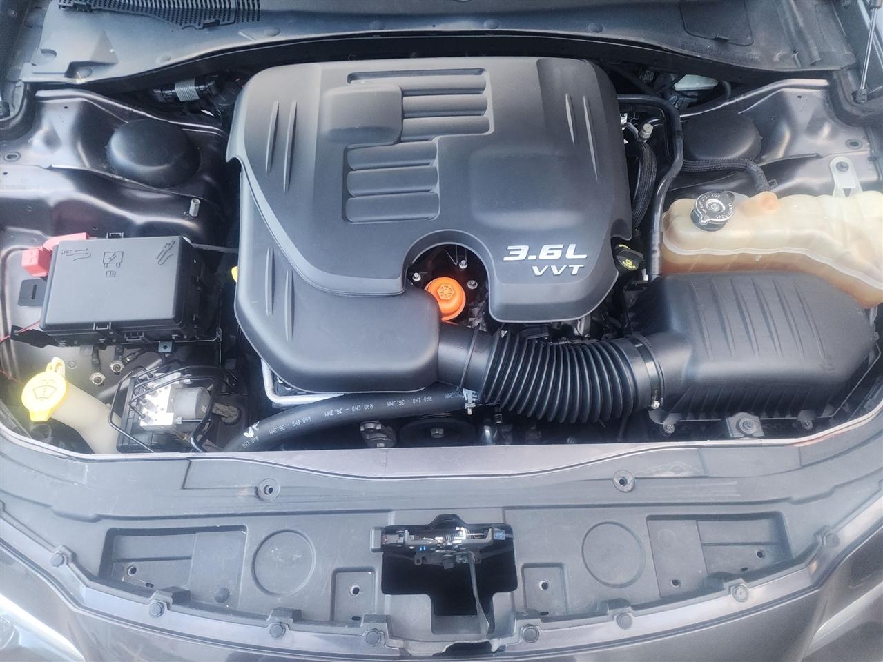 Chrysler 300 Limited RWD 2019