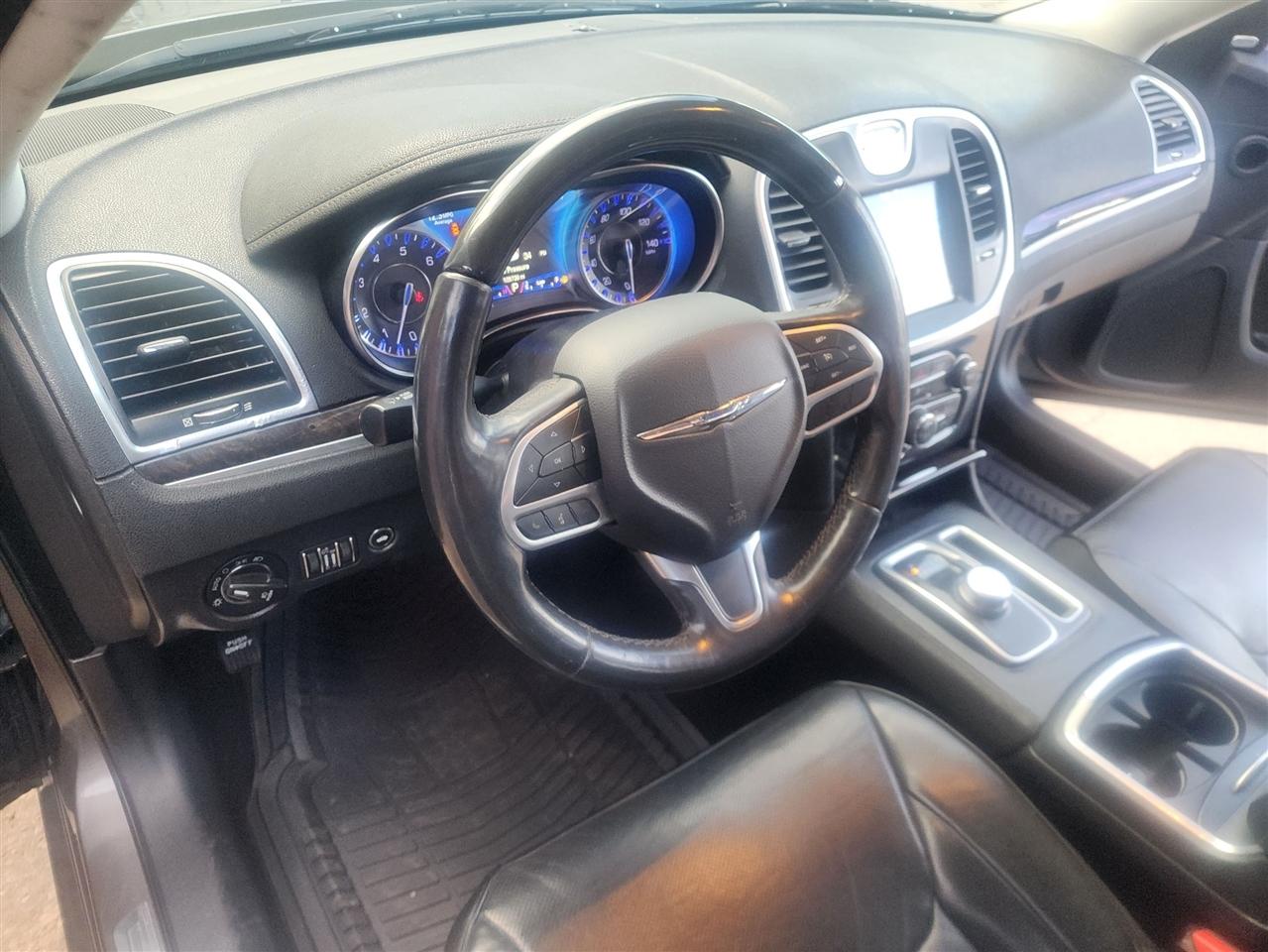 Chrysler 300 Limited RWD 2019