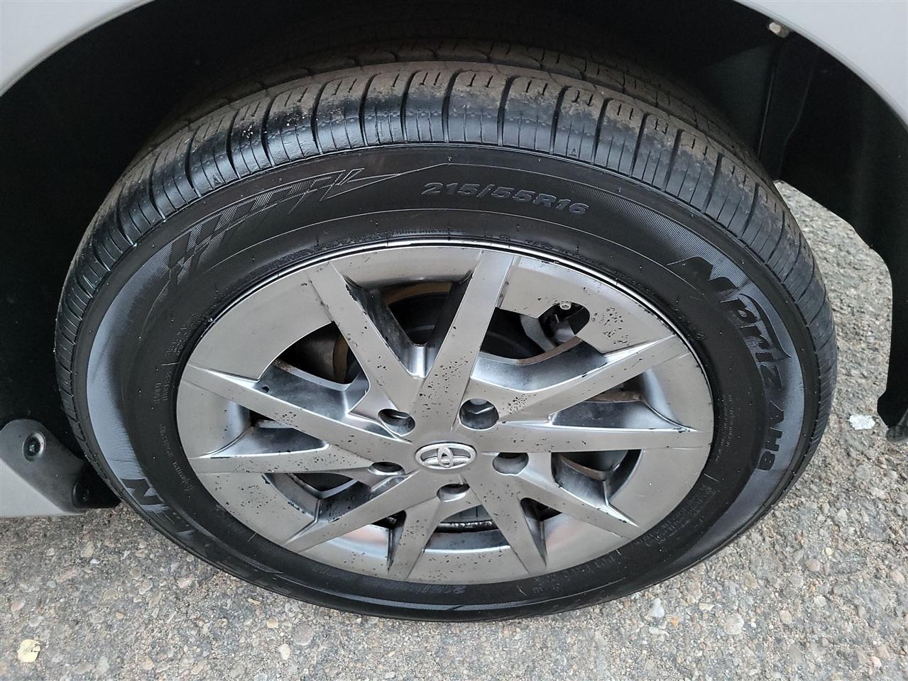 Toyota Prius V Three 2017