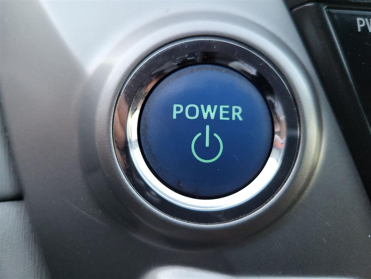 Toyota Prius V Three 2017