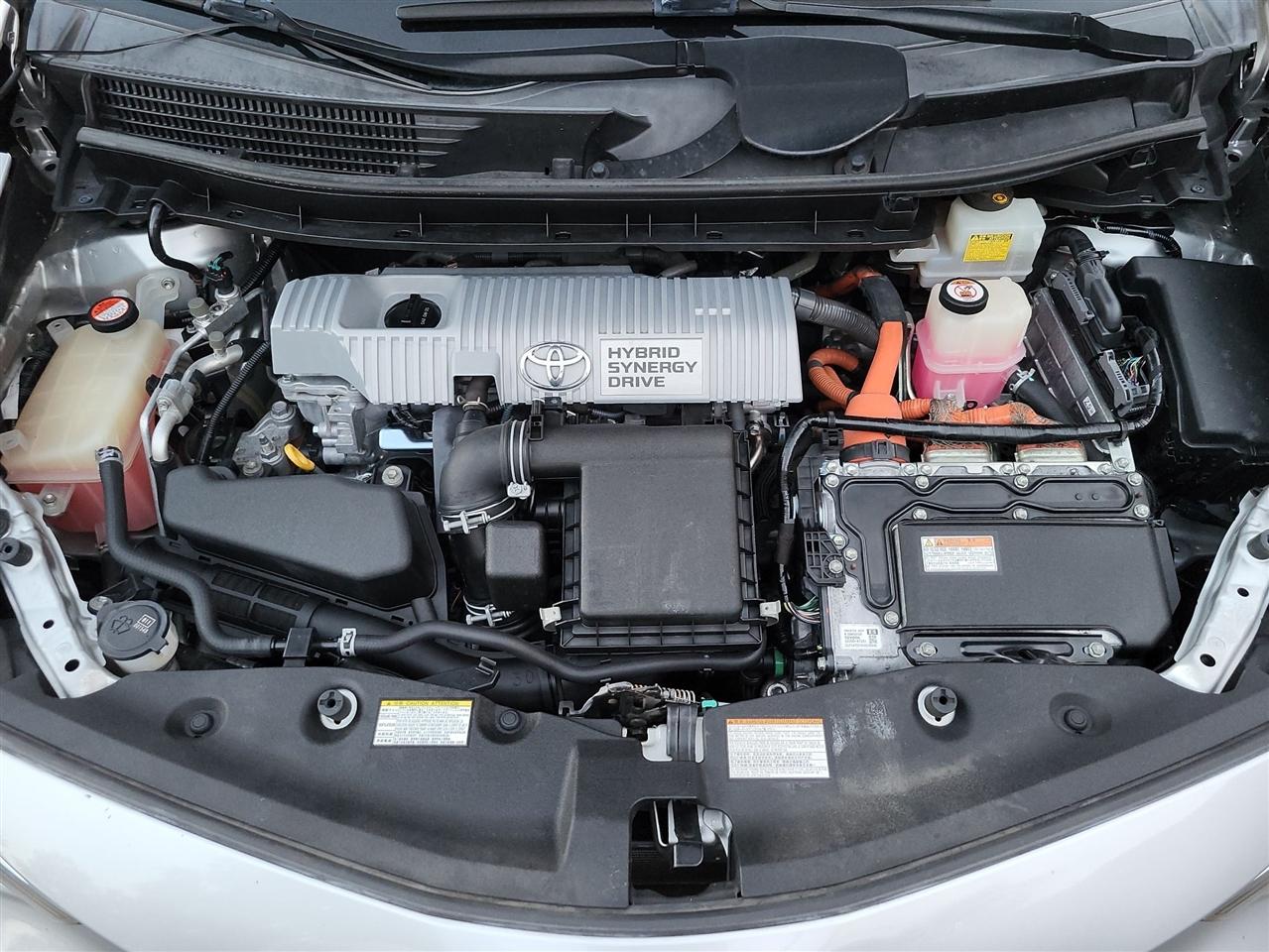 Toyota Prius V Three 2017
