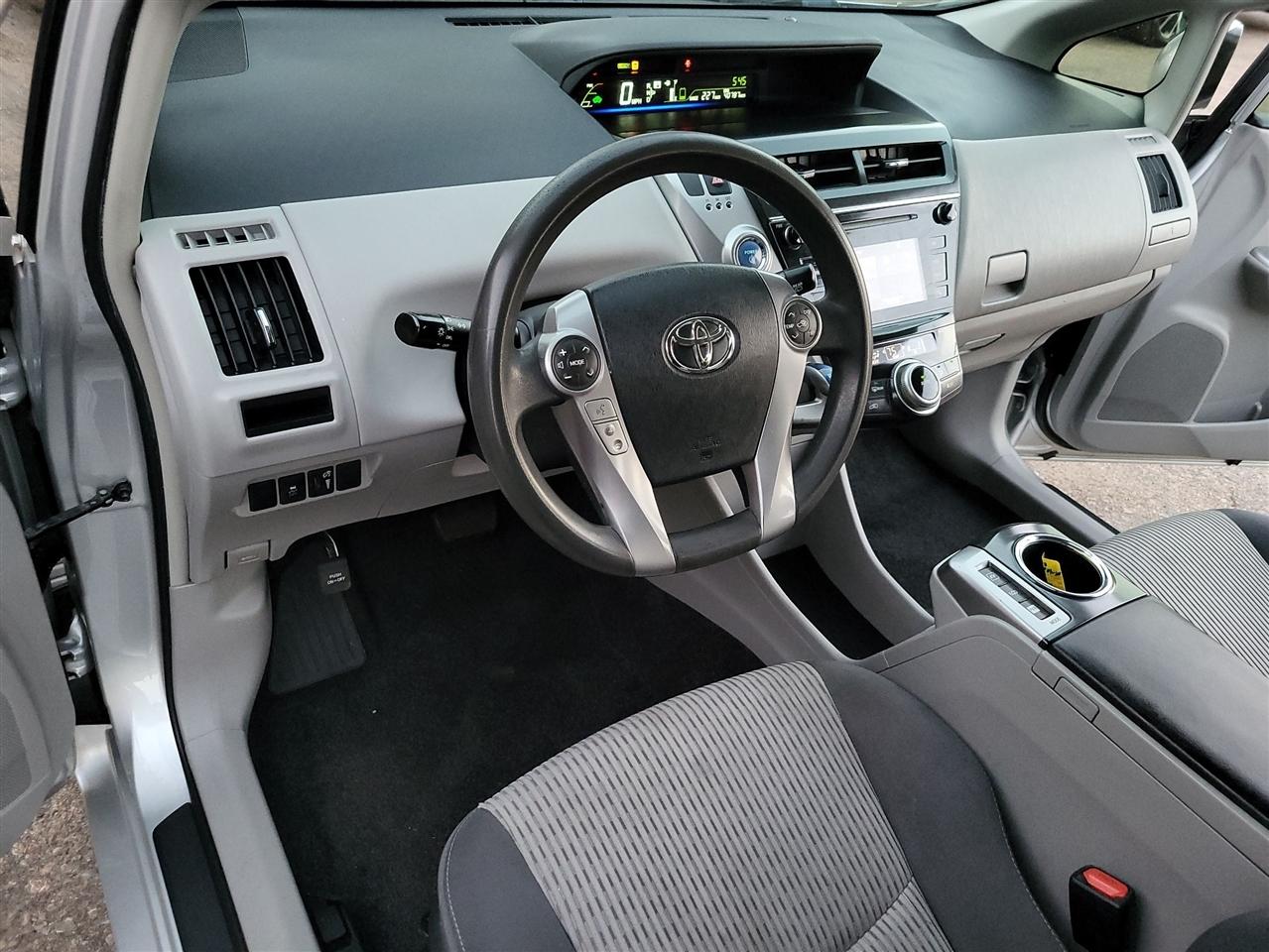 Toyota Prius V Three 2017