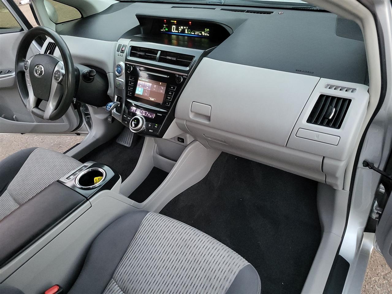 Toyota Prius V Three 2017