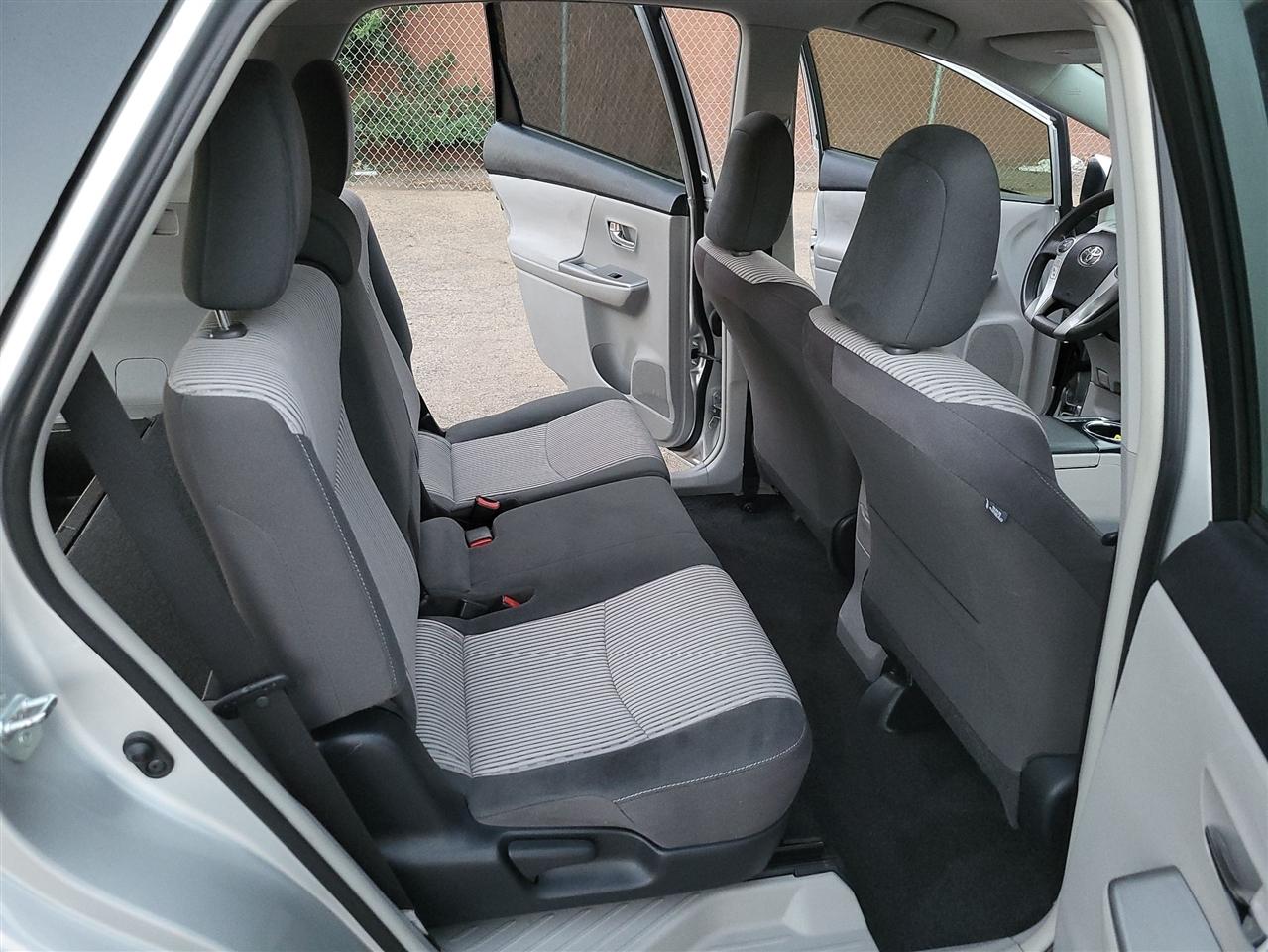 Toyota Prius V Three 2017