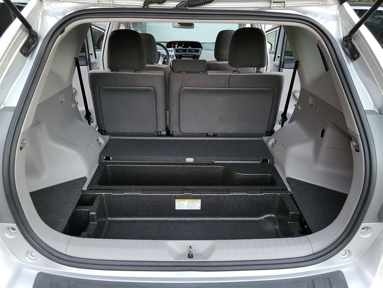 Toyota Prius V Three 2017