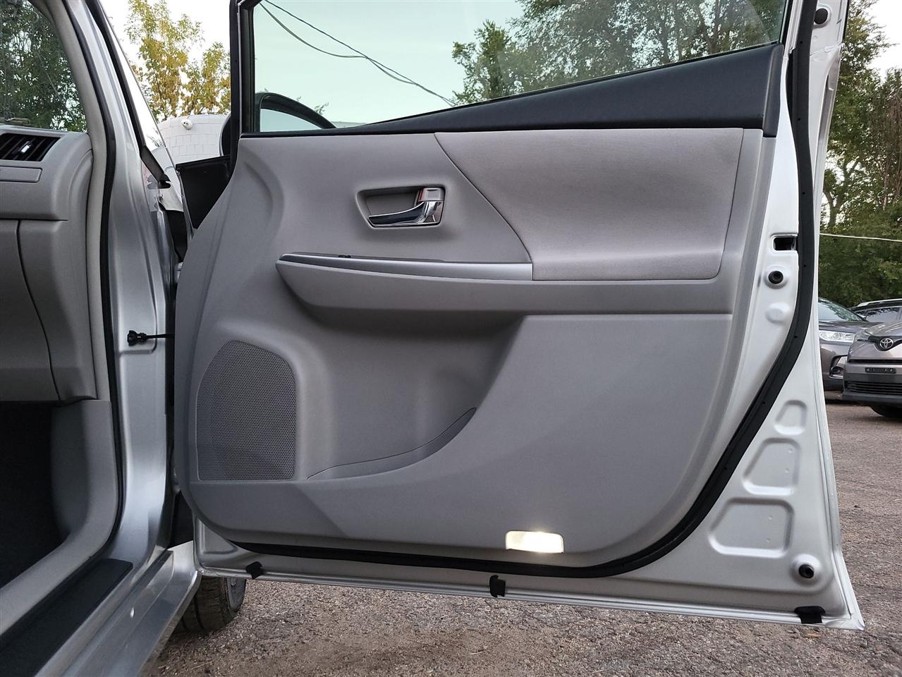 Toyota Prius V Three 2017