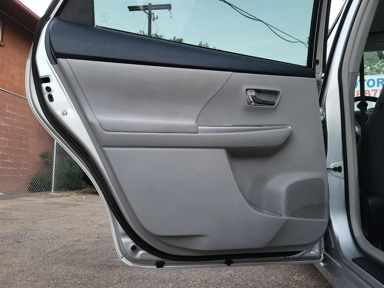 Toyota Prius V Three 2017
