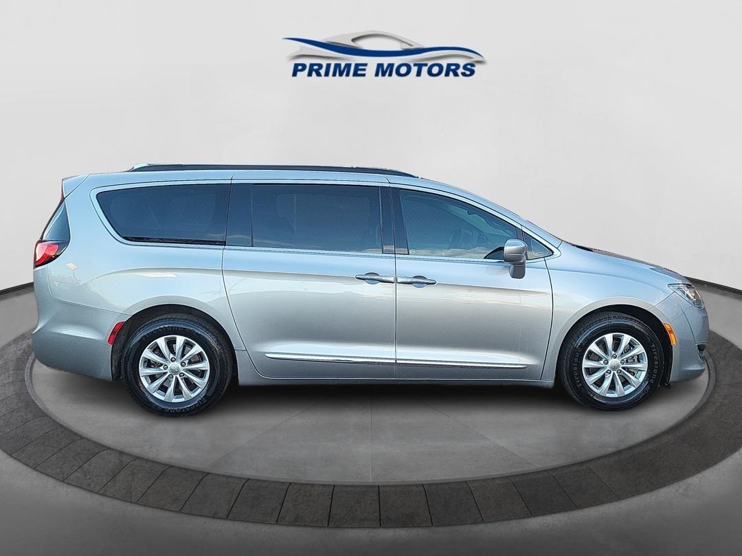 Chrysler Pacifica Touring-L 2017