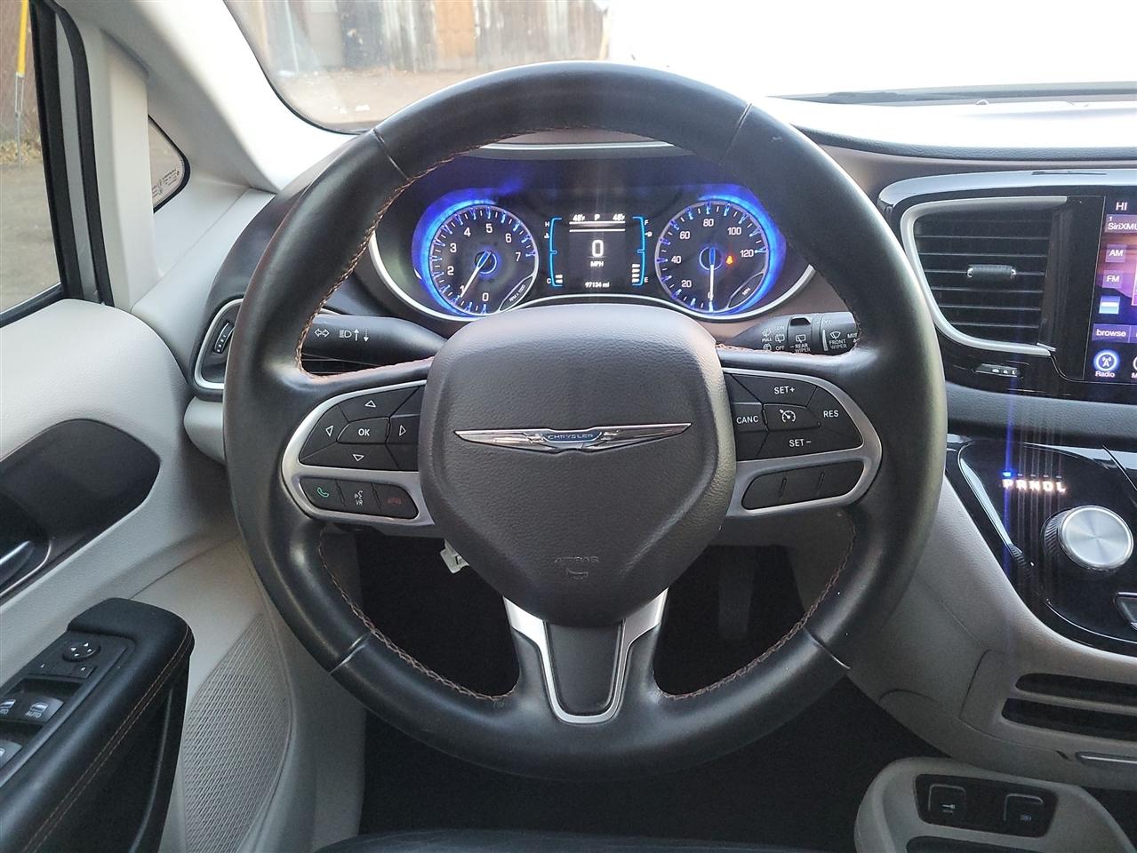 Chrysler Pacifica Touring-L 2017