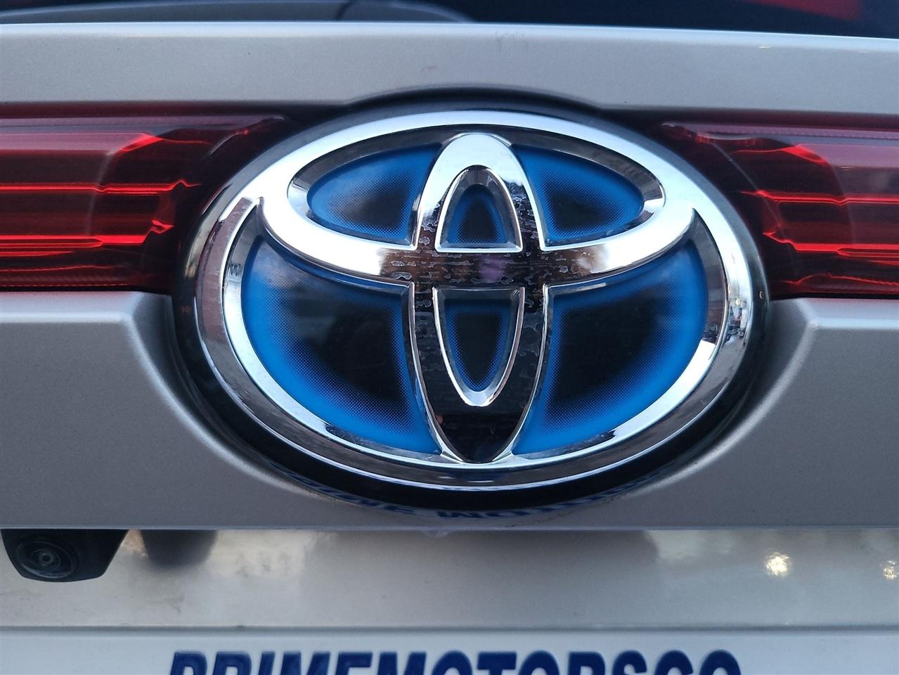 Toyota Venza LE 2021