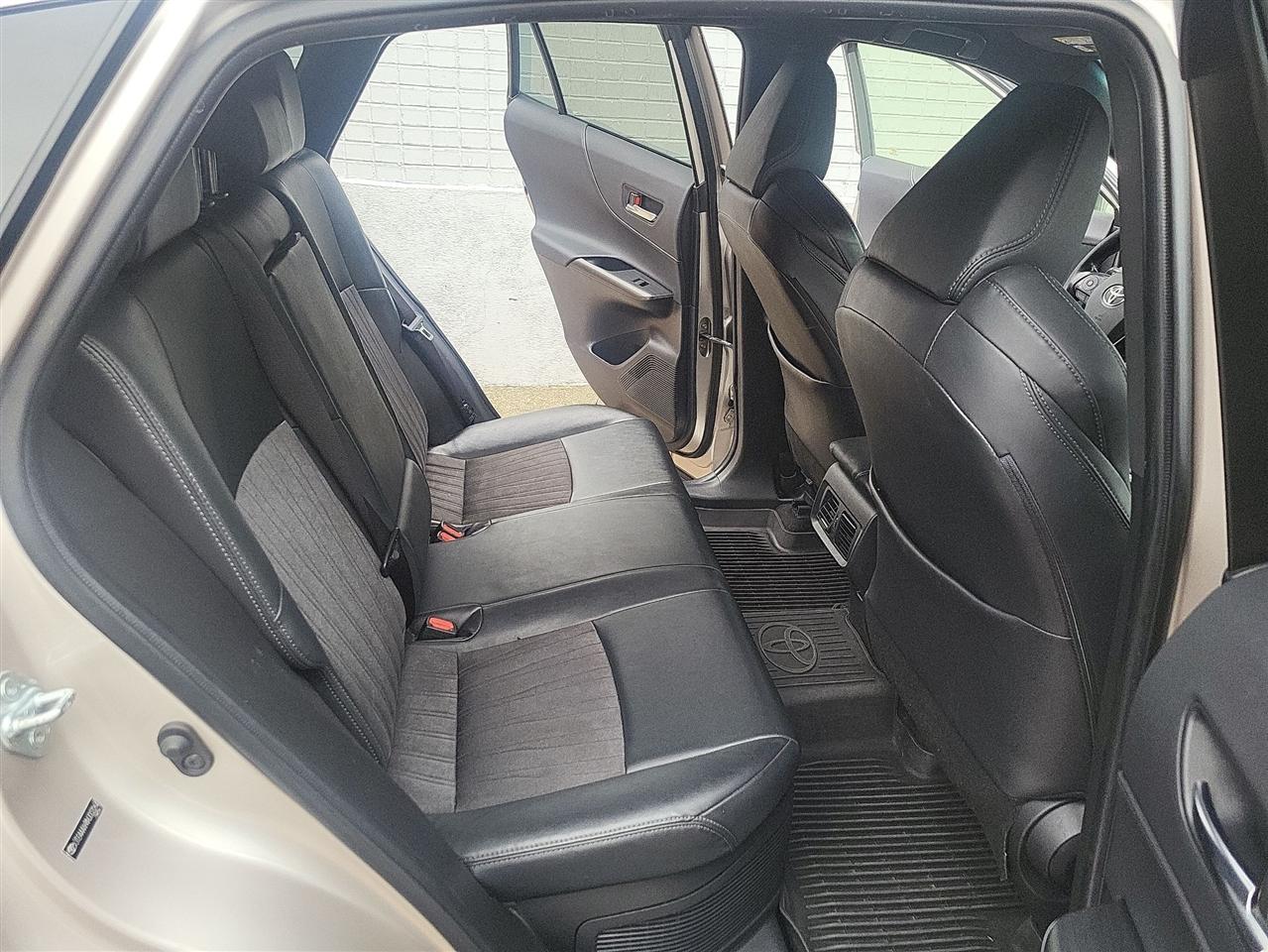 Toyota Venza LE 2021