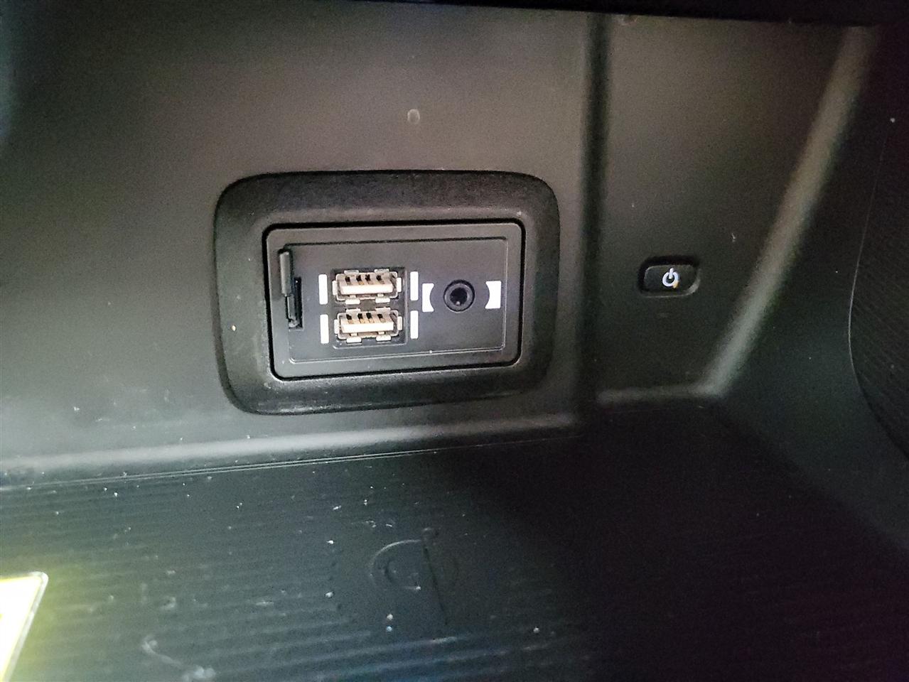 Toyota Venza LE 2021