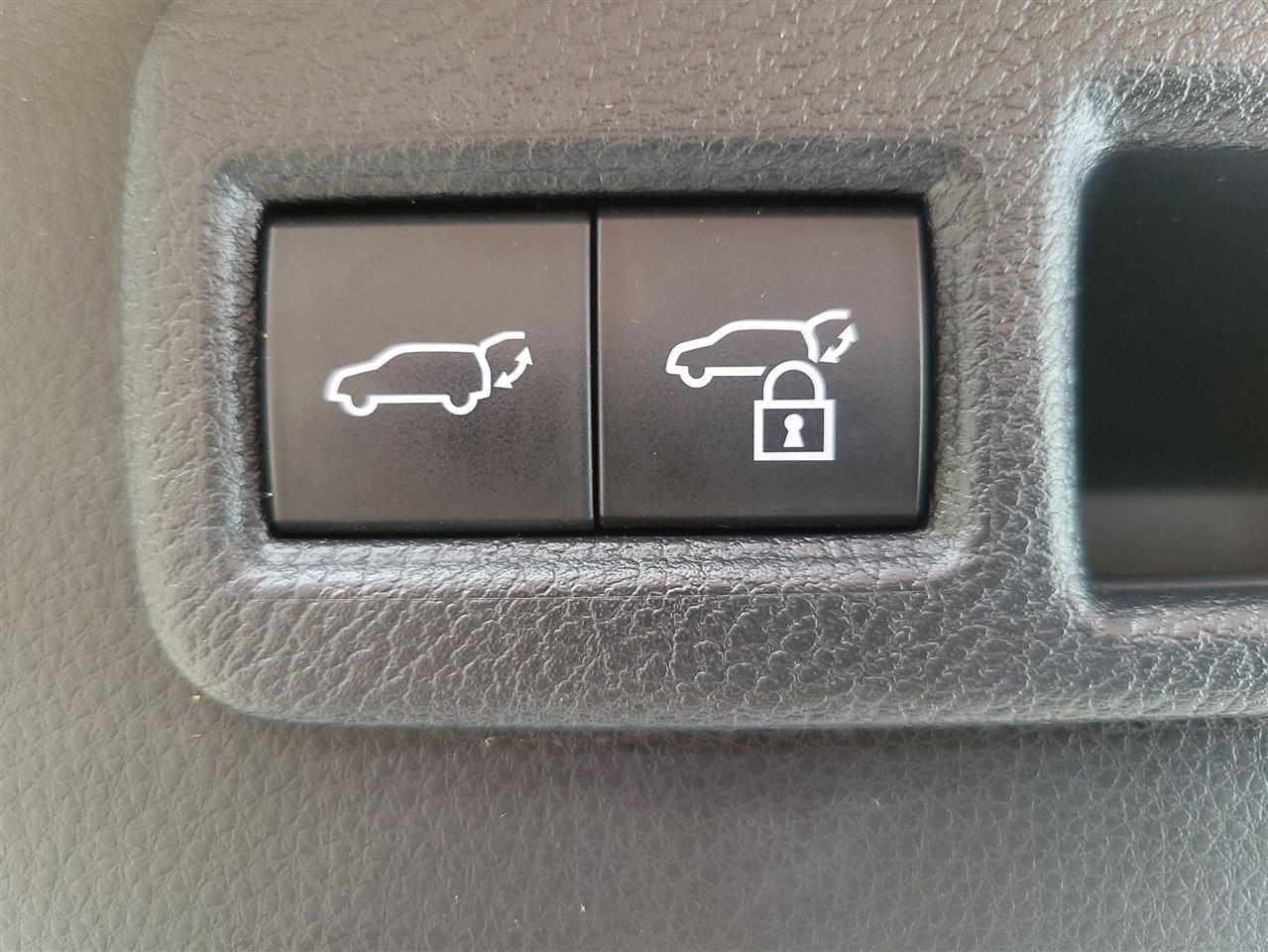 Toyota Venza LE 2021