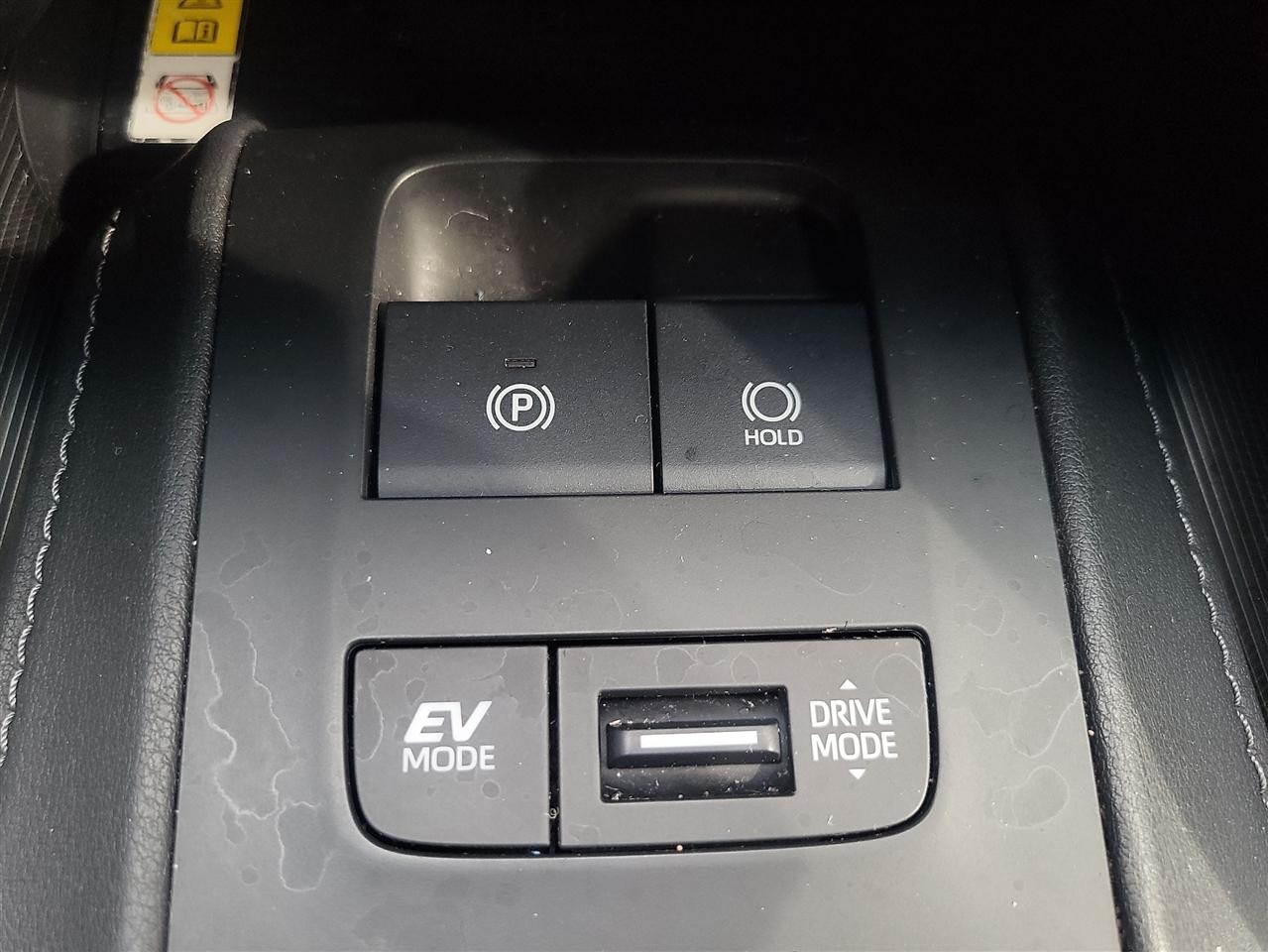 Toyota Venza LE 2021