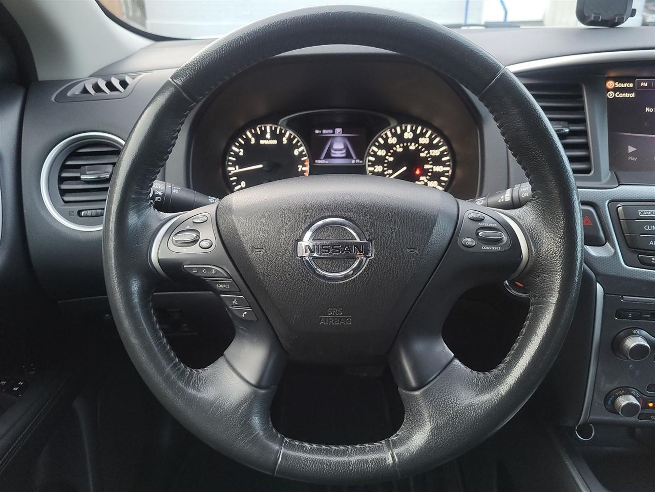 Nissan Pathfinder S 4WD 2017