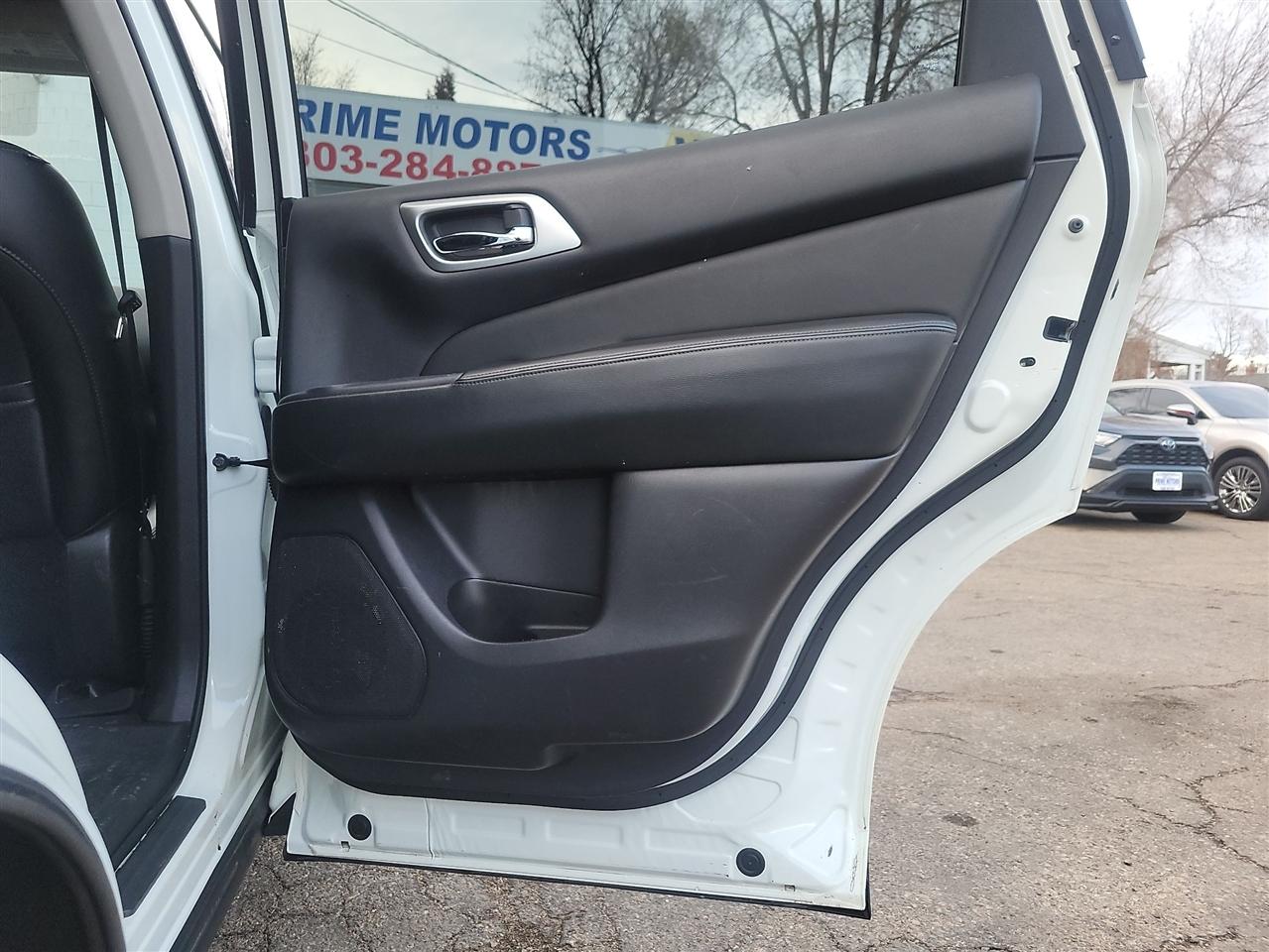 Nissan Pathfinder S 4WD 2017