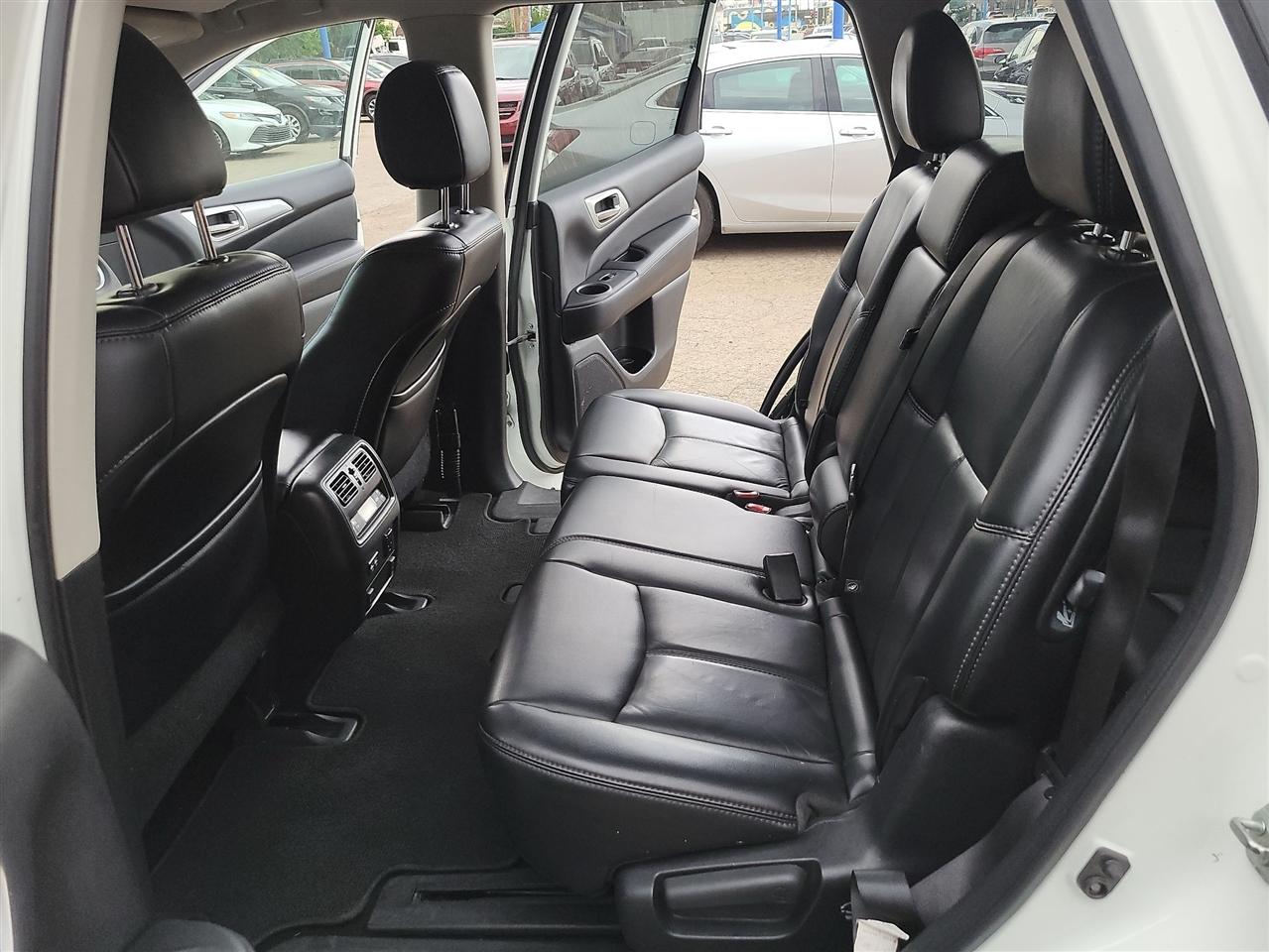 Nissan Pathfinder S 4WD 2017