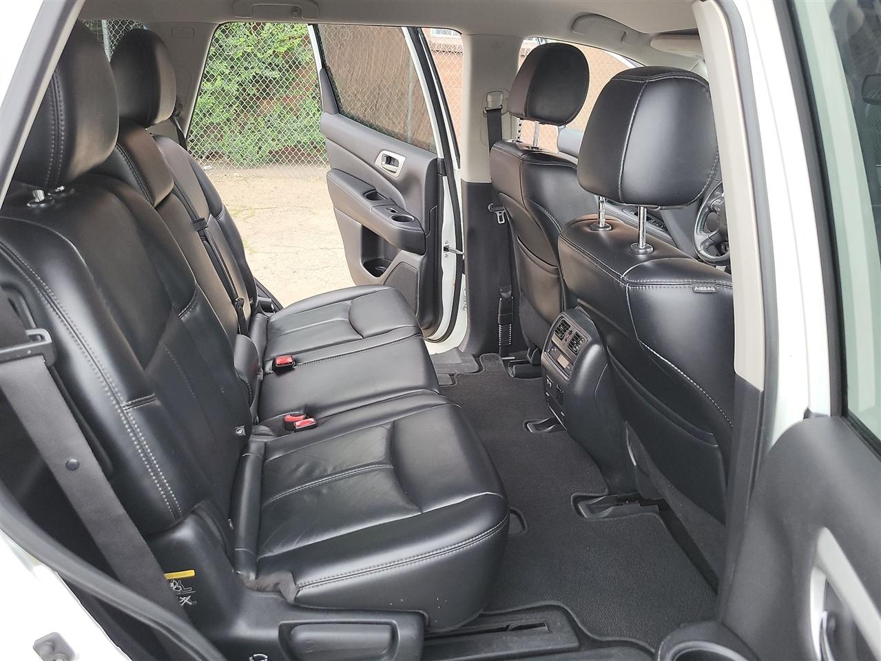 Nissan Pathfinder S 4WD 2017